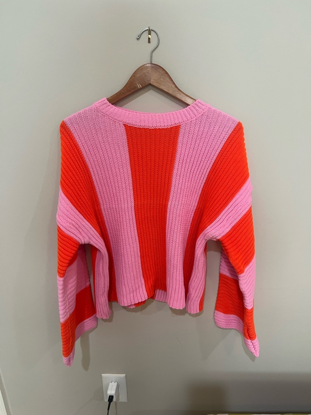 Sweater - Picture 3 of 3
